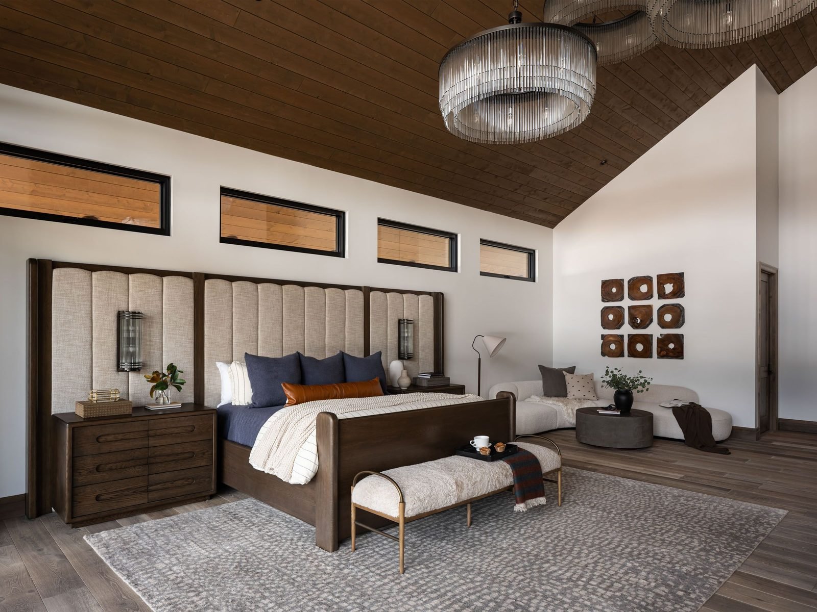 Primary bedroom, alternate view